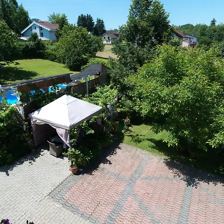 Presslauer - Mori * סנט קנזיאן