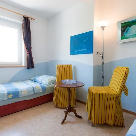 Presslauer - Mori דירה *