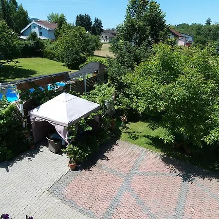 公寓 Presslauer - Mori 圣卡荐