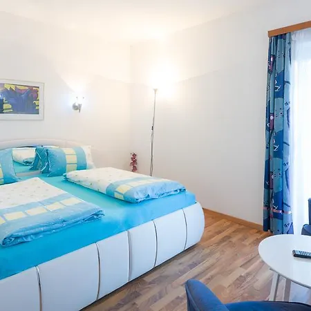 Presslauer - Mori דירה סנט קנזיאן