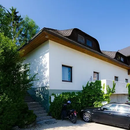 公寓 Presslauer - Mori 圣卡荐